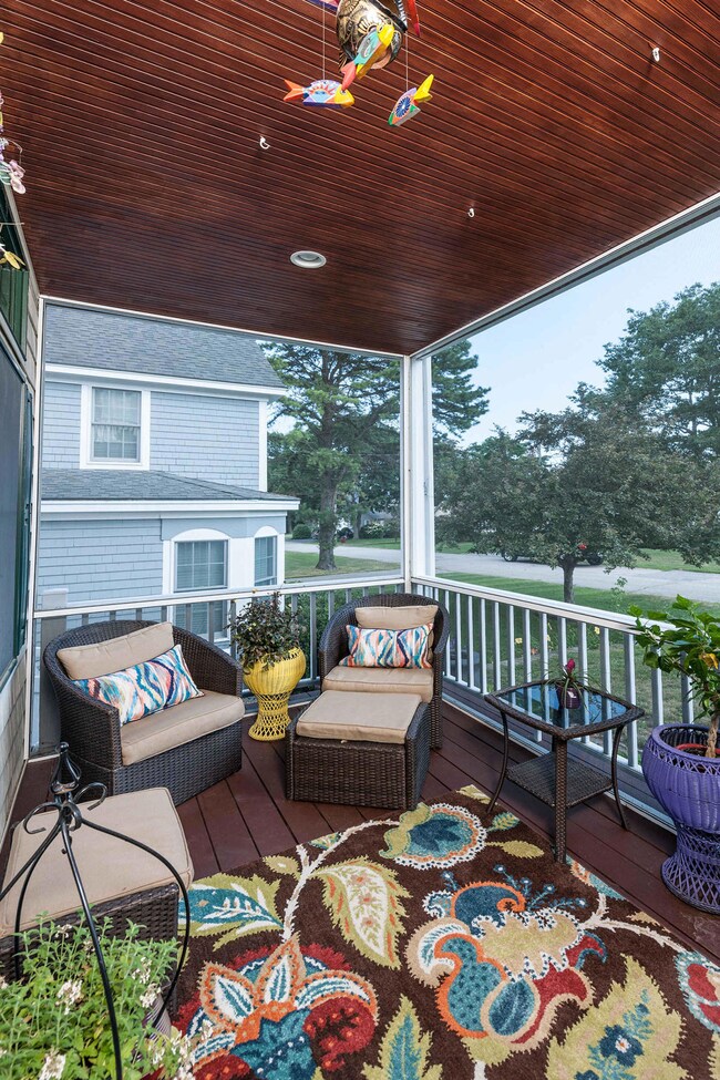 Screen Porch