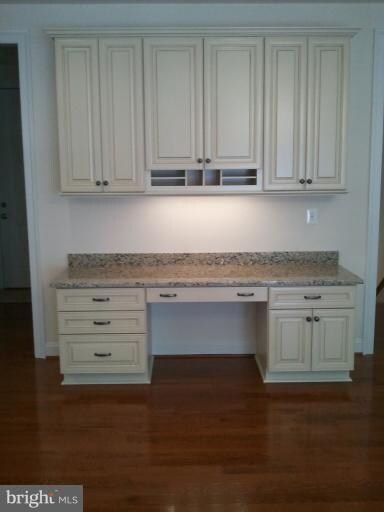 1754 Tysons Crest Ln unit 1, Vienna, VA 22182 - photo 5