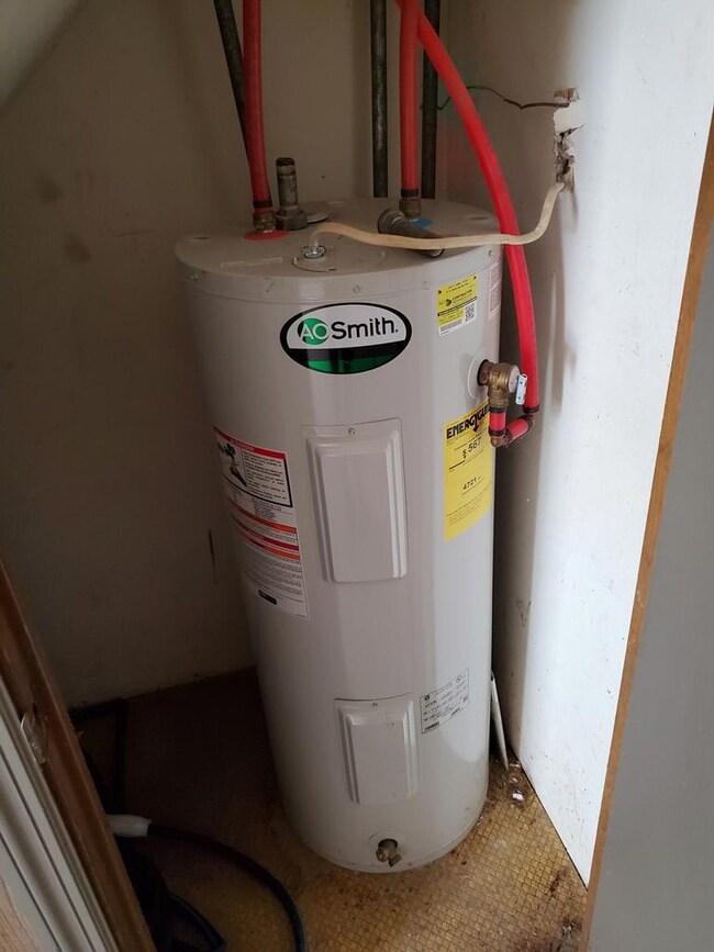 1505 W Highland Ave, Albany, GA 31707 - photo 4