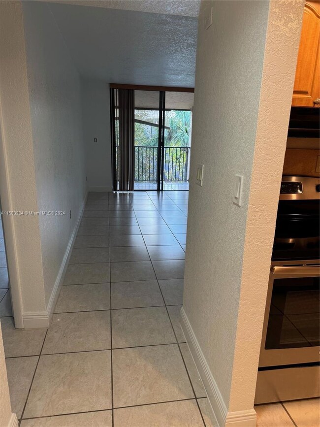 14221 N Kendall Dr unit 406-C, Miami, FL 33186 - photo 2