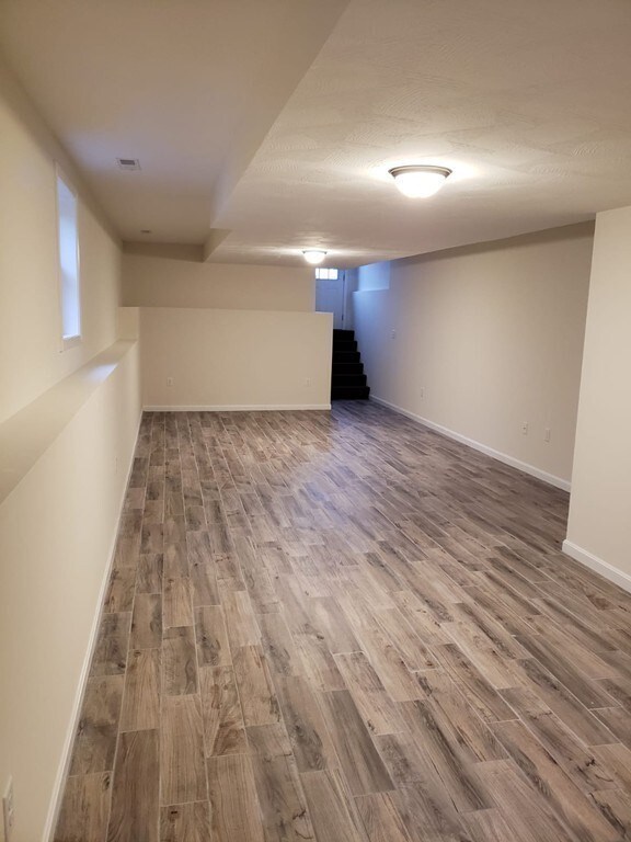 54 Dracut St, Lawrence, MA 01843 - photo 6