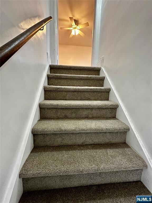 227 Hamilton Ave unit 2, Hasbrouck Heights, NJ 07604 - photo 4