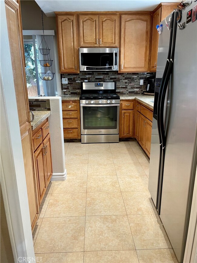 10000 Reseda Blvd unit A, Northridge, CA 91324 - photo 4