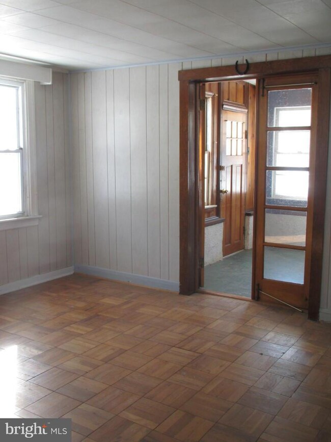 2119 Saint Lukes Ln, Gwynn Oak, MD 21207 - photo 7