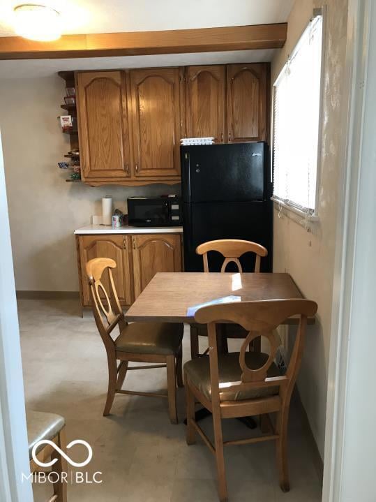 2117 N Maplewood Ave, Muncie, IN 47304 - photo 6