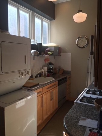 115 Water St unit 4, Boston, MA 02109 - photo 3