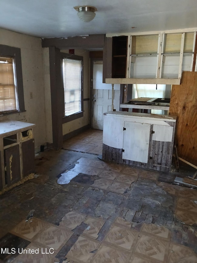 4712 First St, Moss Point, MS 39563 - photo 3