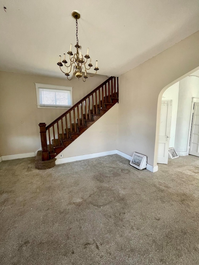 Entry/Living