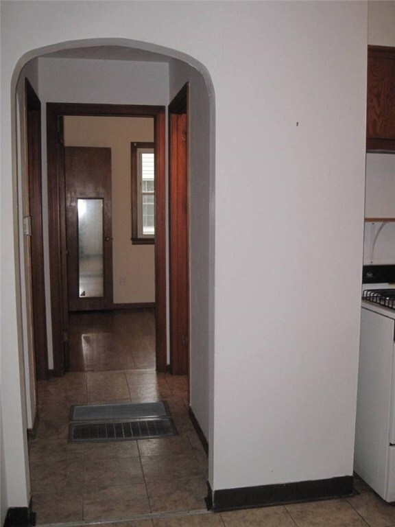 3228 Willis St, Erie, PA 16506 - photo 6