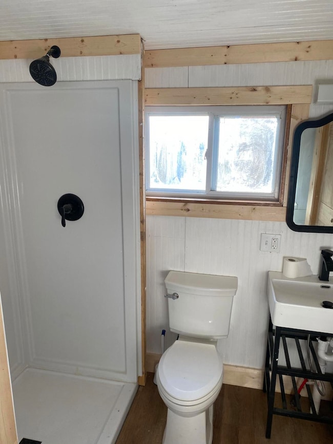S-522 bathroom