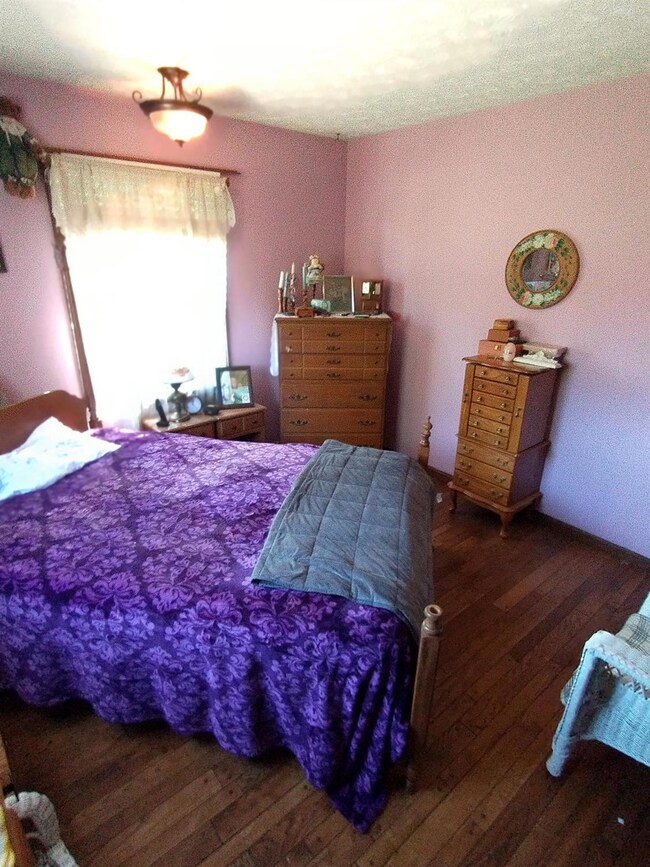 10837 Elm Circle Dr, Aurora, IN 47001 - photo 3