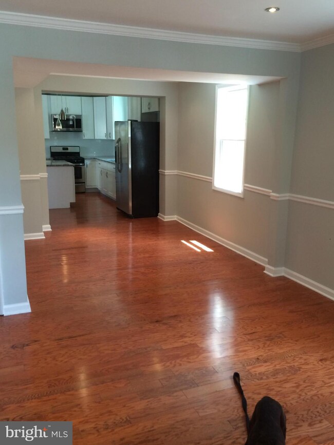217 55th St NE, Washington, DC 20019 - photo 2