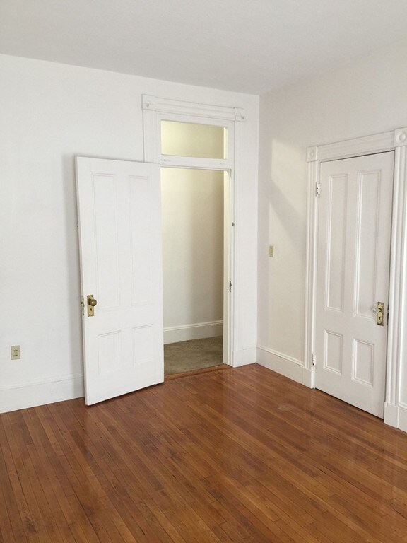 1010 Massachusetts Ave unit 46, Cambridge, MA 02138 - photo 3