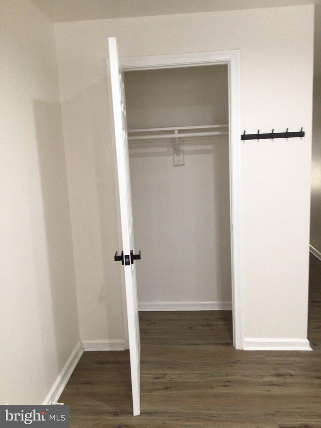 1715 W Lexington St unit 2, Baltimore, MD 21223 - photo 6