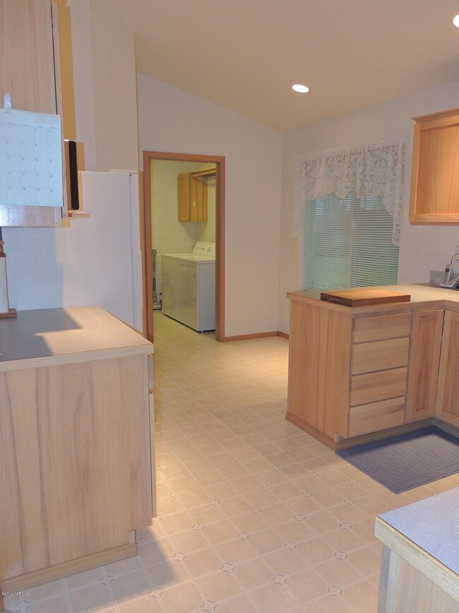 270 Redtail Rd (35)