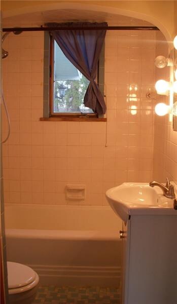 Full bathroom