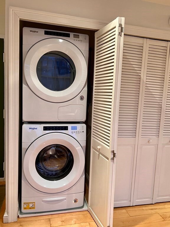 191 Thorndike St unit 1, Lowell, MA 01852 - photo 6