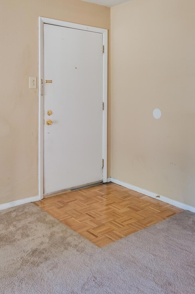 900_Mountain_Creek_Rd_#_379_04