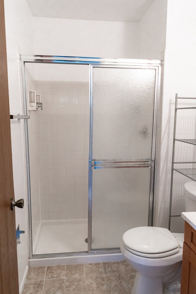 1159 Buckingham Ct unit D2, Wheeling, IL 60090 - photo 7