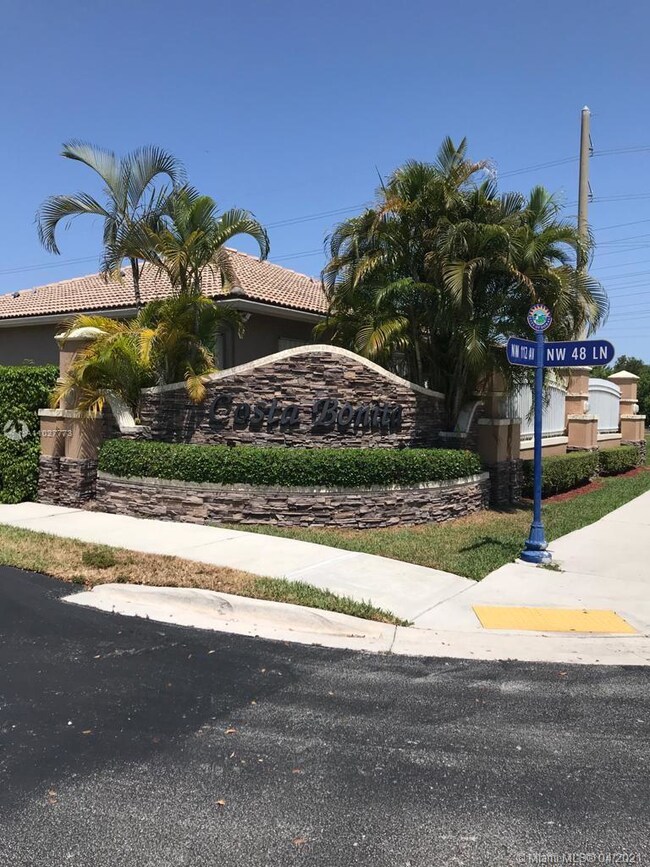 4874 NW 113th Place, Doral, FL 33178 - photo 2