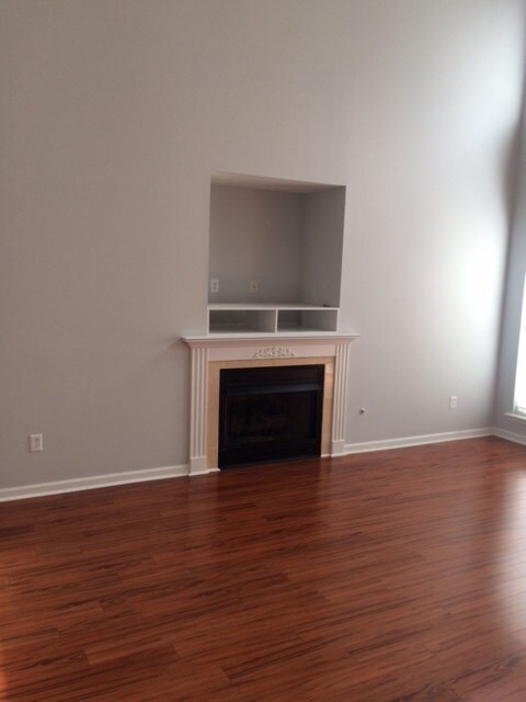 Great Room w/ Gas Fireplace