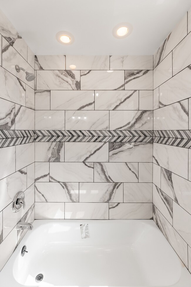 3243 Ridge Rd unit 2, Lansing, IL 60438 - photo 6