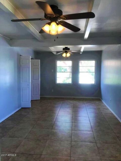 2005 E 9th Street (3)