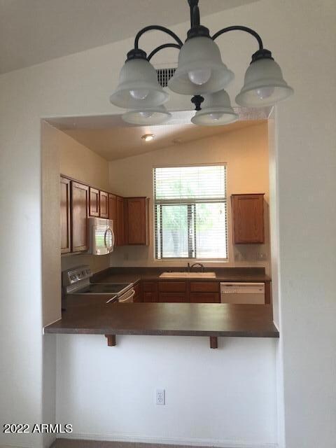 4044 W Hackamore Dr, Phoenix, AZ 85083 - photo 6