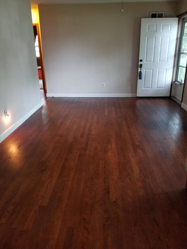 4180 Sexton Dr, Columbus, OH 43228 - photo 7