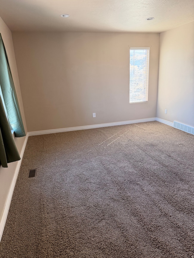 3799 E Wyatt Earp Ave, Eagle Mountain, UT 84005 - photo 2