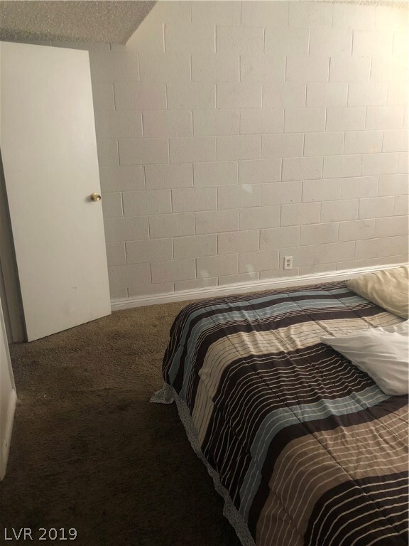 615 S Royal Crest Cir unit 14, Las Vegas, NV 89169 - photo 5