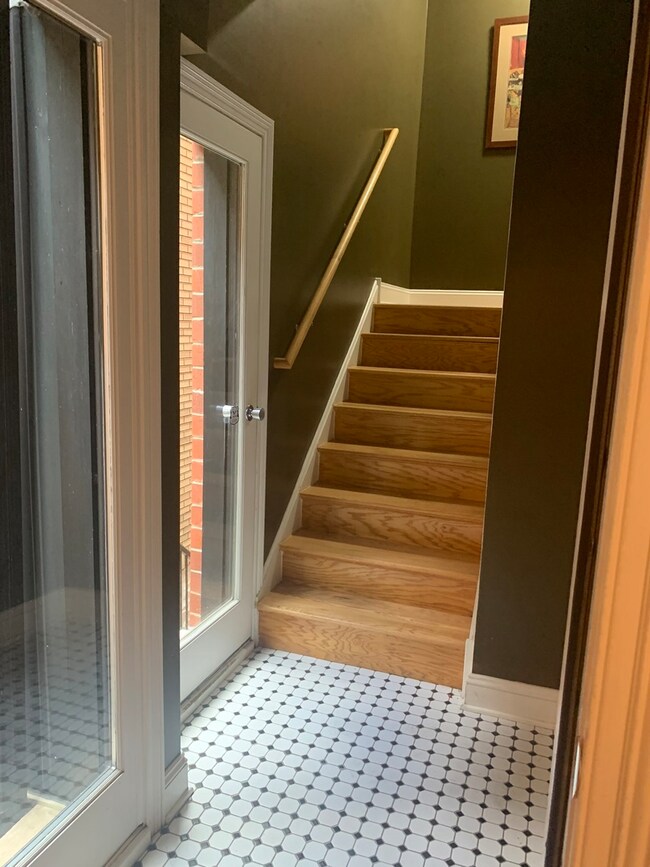 1063 N Paulina St unit 1, Chicago, IL 60622 - photo 2