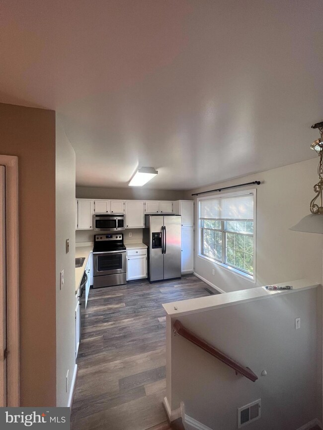 7419 Courtland Cir, Manassas, VA 20111 - photo 5