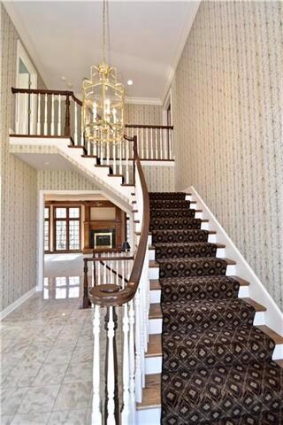 2 Story Entry with Sweeping Stairway