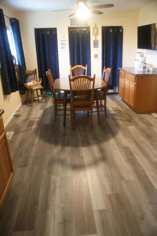 Eat in Kitchen