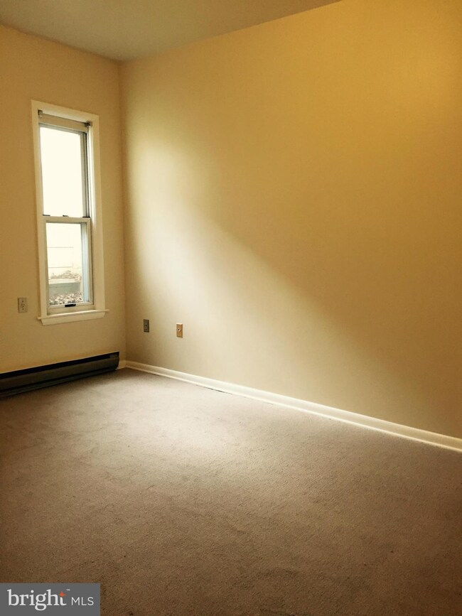 7044 Carroll Ave unit 1, Takoma Park, MD 20912 - photo 3