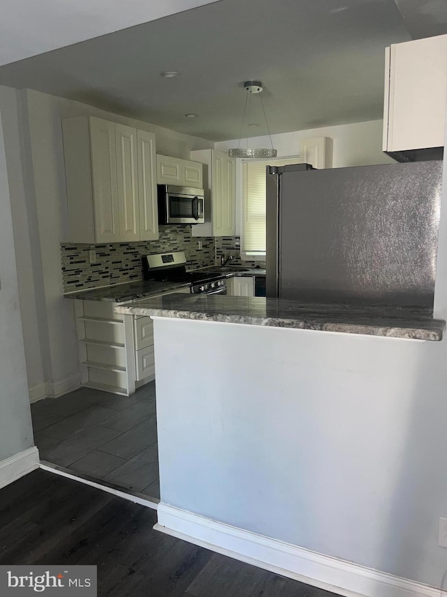 6010 N Lambert St, Philadelphia, PA 19138 - photo 3