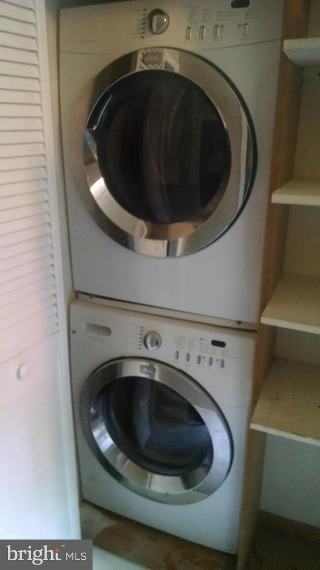 3506 Gunston Rd unit 1, Alexandria, VA 22302 - photo 7