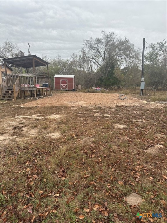 1113 W Church St, Cuero, TX 77954 - photo 2