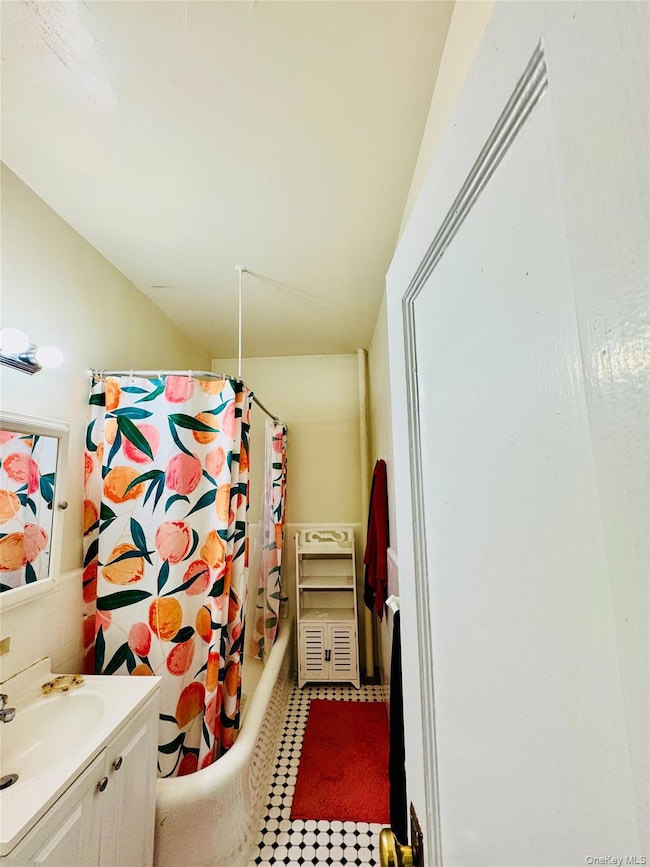 Wellington Court unit Bldg., 6, FF2, Mount Vernon, NY 10552 - photo 6