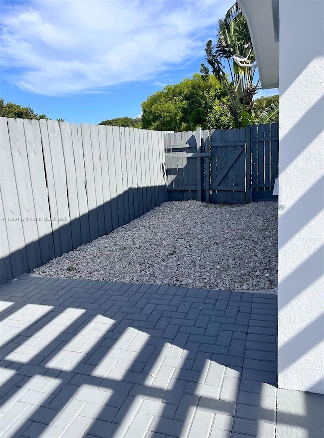 1321 NE 43rd Ct, Pompano Beach, FL 33064 - photo 4