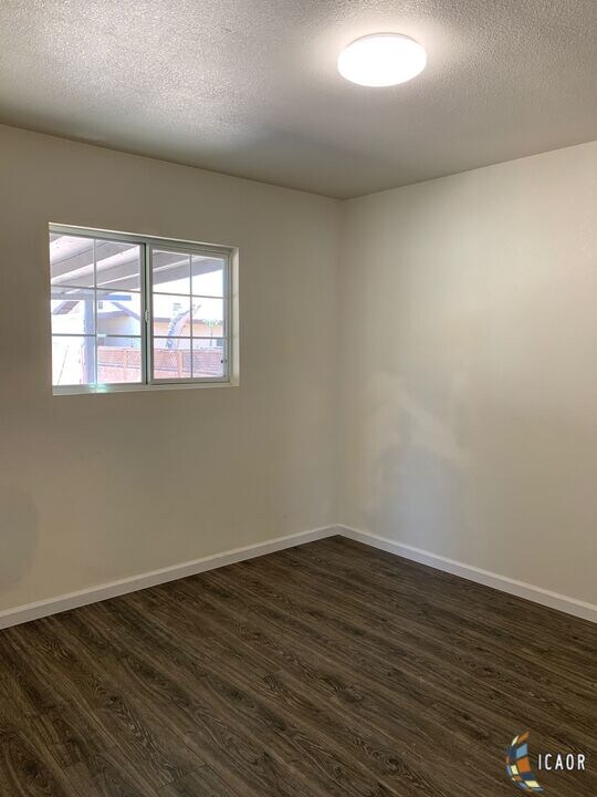 783 El Centro Ave, El Centro, CA 92243 - photo 6