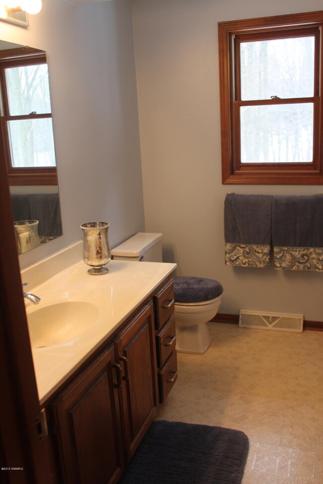 7815 Creekwood Dr SE, Alto, MI 49302 - photo 3