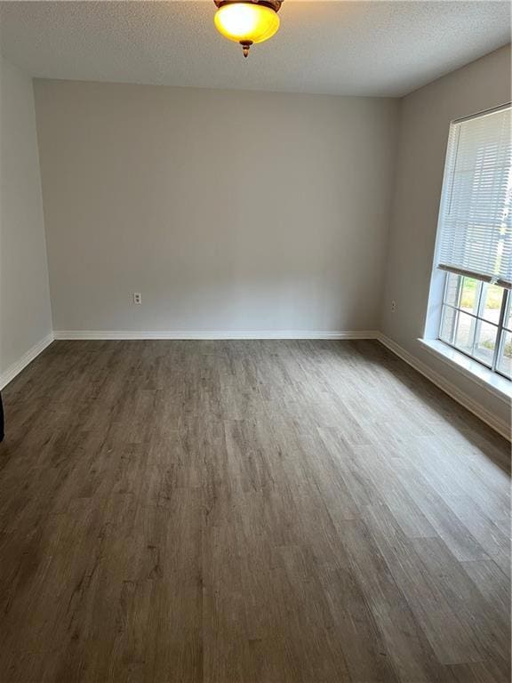 LIVING ROOM LOOKING OUT TOWARD FRONT