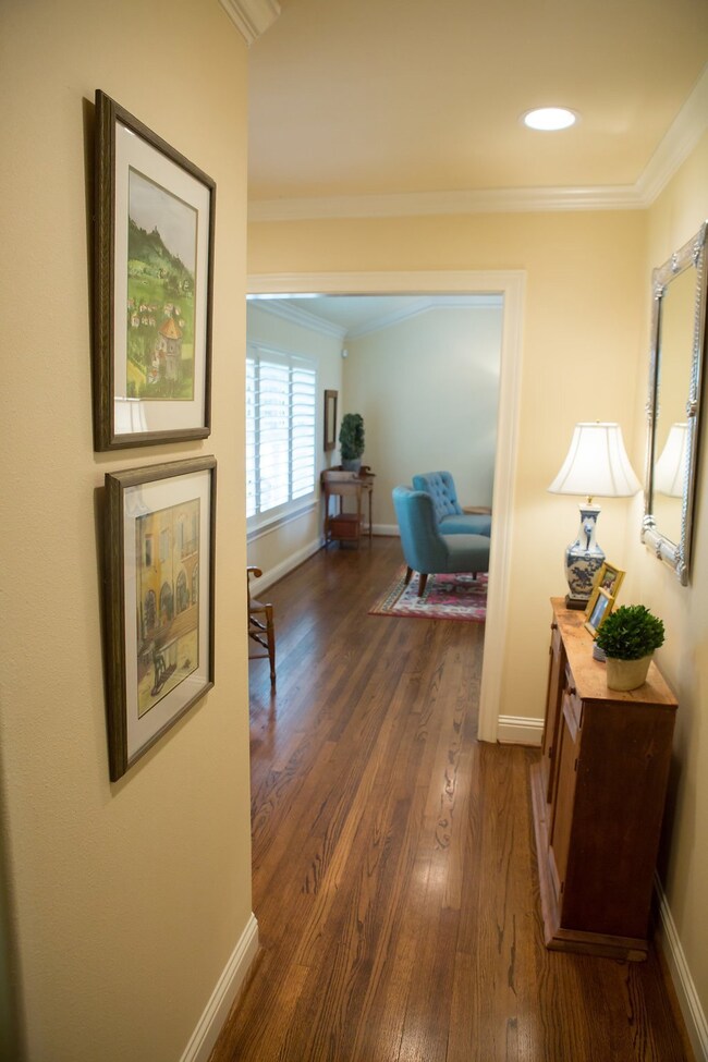 8940 Pado St, Houston, TX 77055 - photo 5