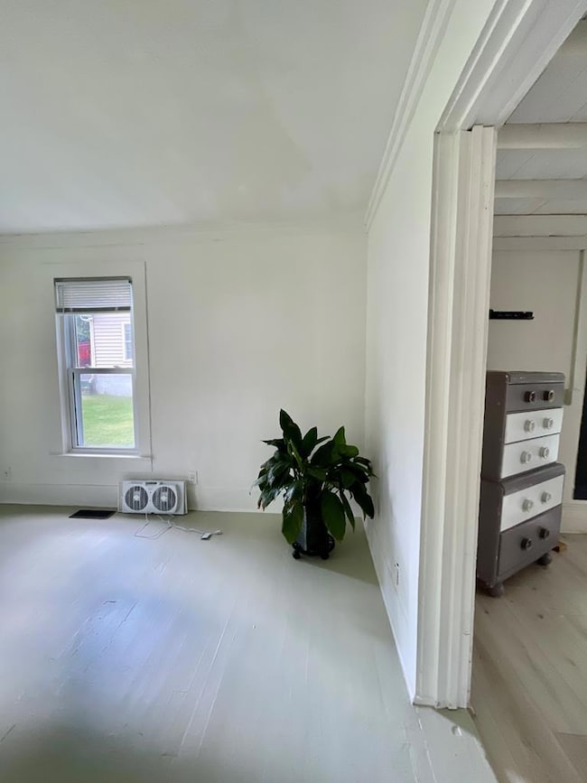 533 Docie St, Damascus, VA 24236 - photo 6