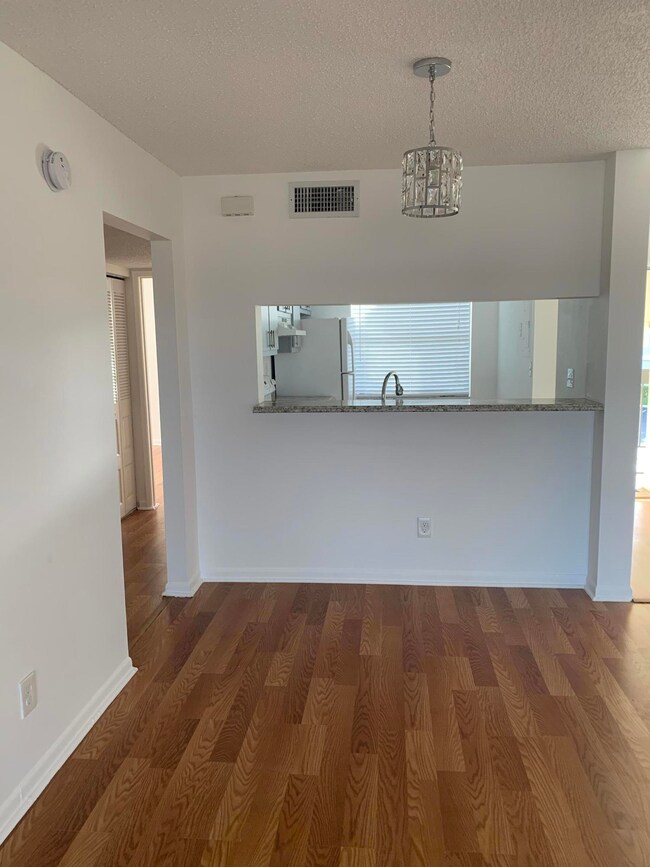 13369 Touchstone Place unit 202B, West Palm Beach, FL 33418 - photo 4