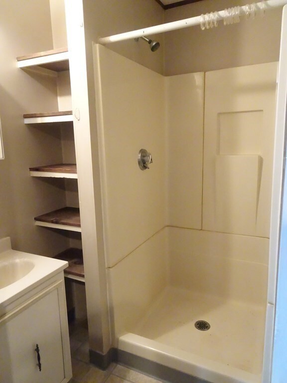 56 Pine St, Warren, MA 01083 - photo 5