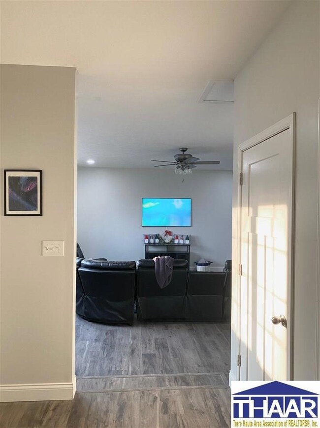 8505 Beamer Station Rd unit 46 E Bowling Green, Poland, IN 47868 - photo 4