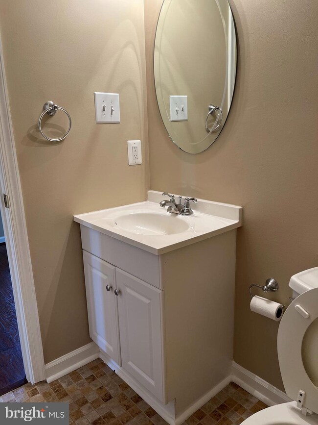 114 11 Timberlake Terrace unit 11, Stephens City, VA 22655 - photo 6